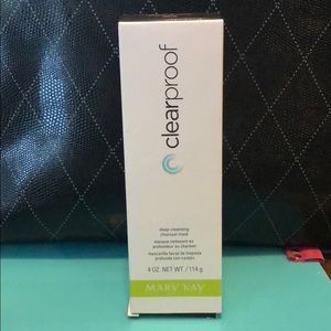 Mary Kay Clear Poof Deep Cleaning Charcoal Mask